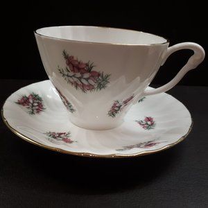 Queen Anne Tea cup and Saucer with pink flowers